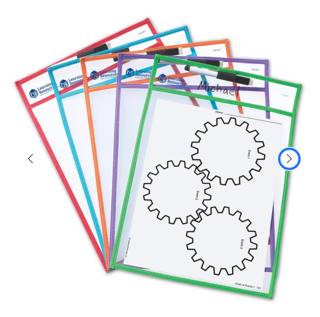 دوسية شفافة مع قلم للحل عليها