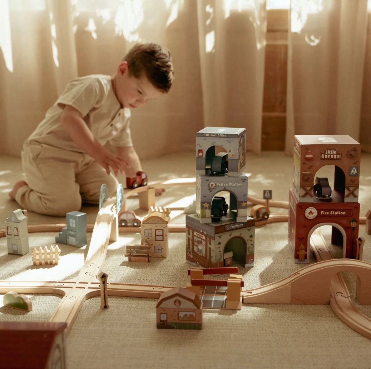 مكعبات بناء وسيارات